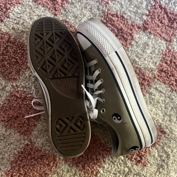 Low Platform Converse - All Star Lift - Custom ☯️ - Picture 2 of 4